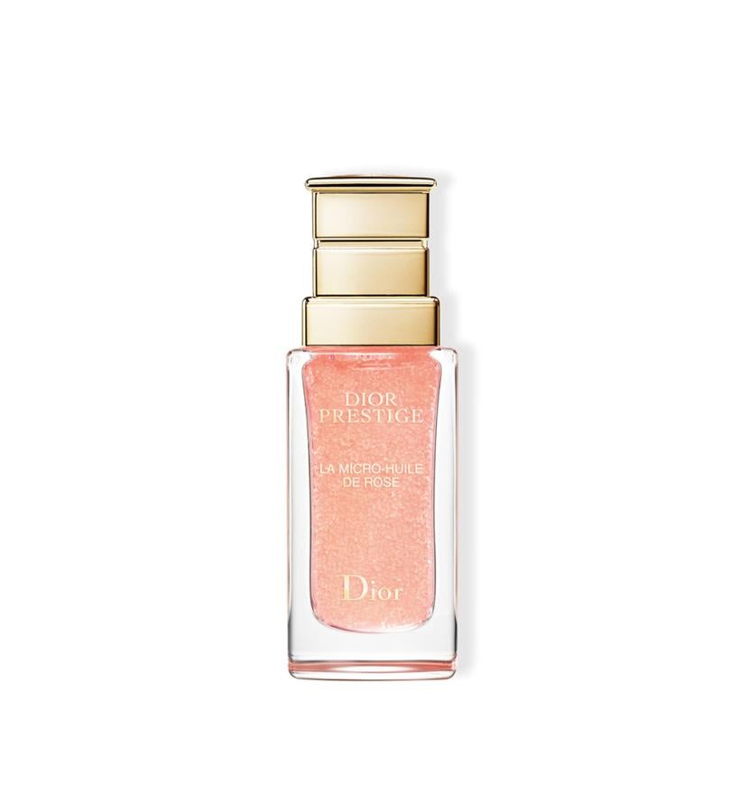 Contiene 10.000 microperlas activadas por el poder reparador de la savia de rosa. Combina el poder nutritivo de la Rosa de Granville con el curativo de su propio tallo. Nutre, repara, evita la inflamación y corrige los signos visibles de la edad.  Micro Huile de Rose Advanced Serum Dior Prestige de Dior  (239 €).
