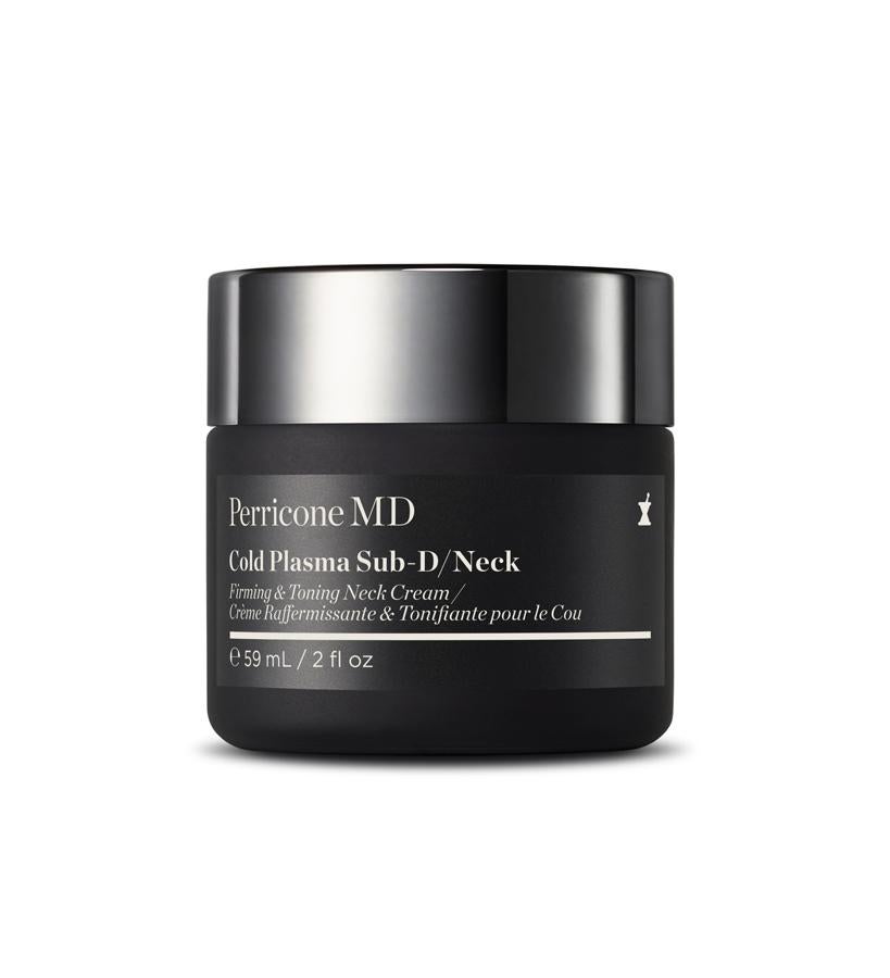 Esculpe, reafirma, tensa y contornea visiblemente la línea de la mandíbula y el cuello. Utiliza un sistema de liberación de cristal líquido patentado para favorecer la penetración más rápida y profunda de los ingredientes, como áccido glicólico, que exfolia suavemente, hidrata y reduce la pigmentación, y aceite de semilla de arándano, que nutre la piel apagada y protege contra los agresores ambientales.  Cold Plasma Plus+ Sub-D/Neck de Perricone MD  (145 €).