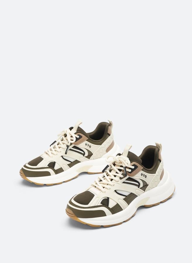 Uterqüe también sabe que las zapatillas chunky son la sensación del momento y por ello han incluido algunos modelos en su nueva colección. Estas con tonos en color crudo, verde caqui y camel (99 euros) nos han parecido perfectas.