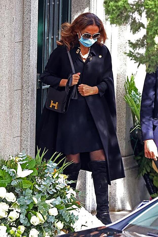 Esther Koplowitz en su último adiós al marqués de Cubas.