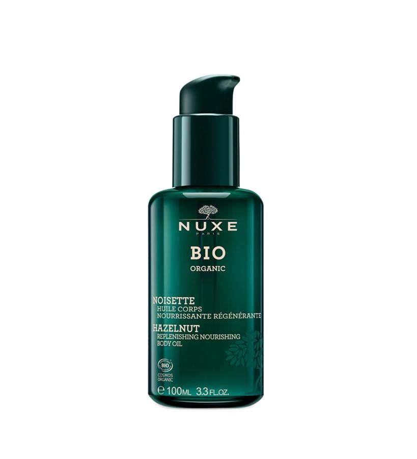 El aceite de avellana nutre intensamente, y los vegetales bio de sésamo, cártamo y girasol mejoran la elasticidad de la piel, dejándola flexible y sublimada. Su textura es muy sensorial gracias a la fragancia de flor de azahar.  Aceite Nutritivo Regenerador para el Cuerpo Avellana de Nuxe  (35,90 €).