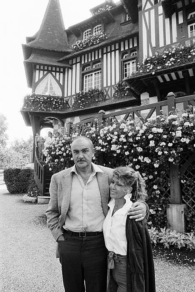 Micheline Roquebrune y Sean Connery.