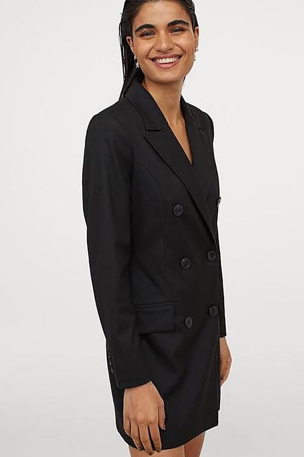 Un vestido blazer impecable de la nueva colección de H&M.
