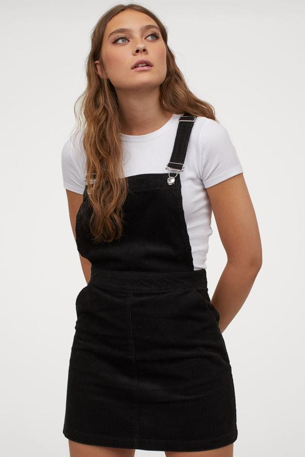 Pichi de tirantes y minifalda, de H&M (29,99 €).