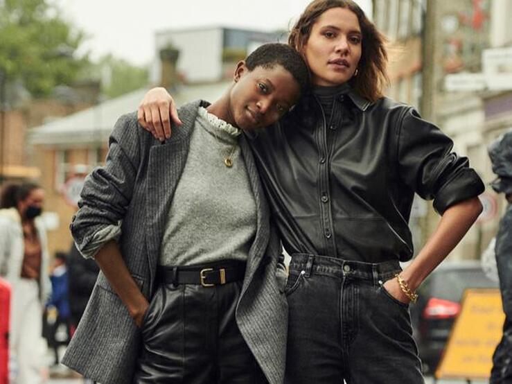 Fotos: Mango se adelanta a las rebajas y nos propone estas 14 prendas imprescindibles por menos de 50 euros