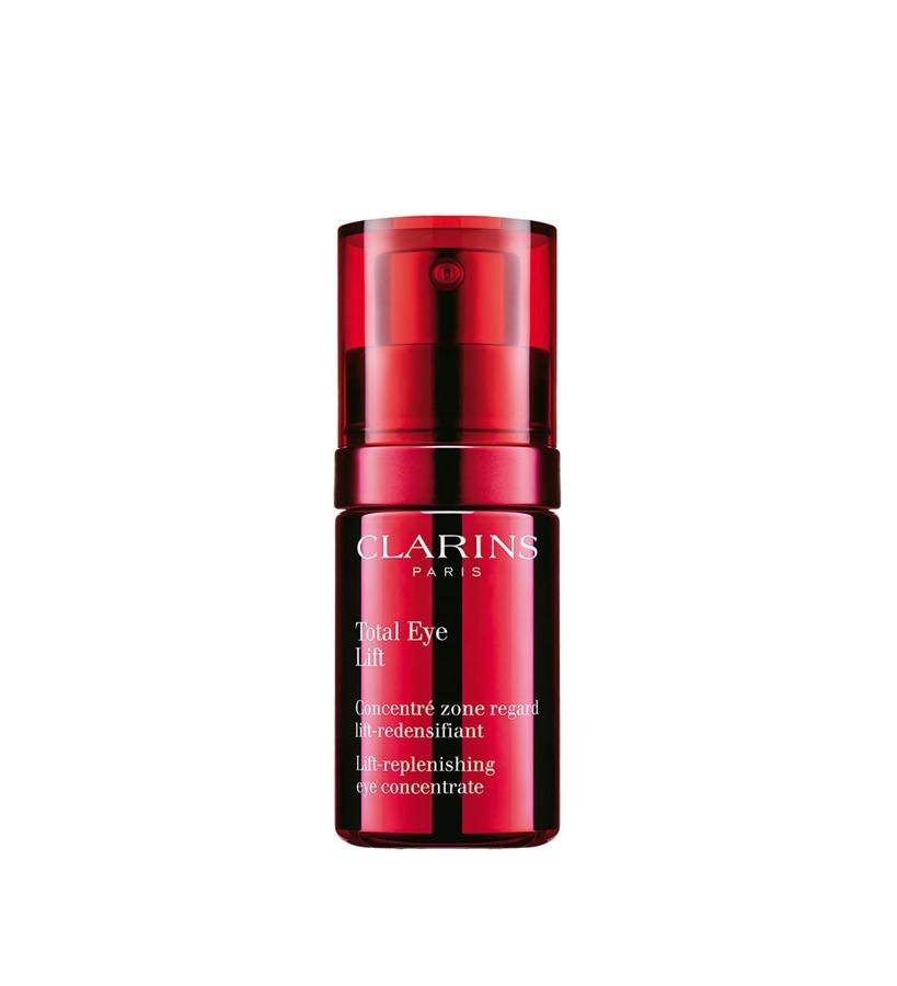 La fórmula rica en plantas de Total Eye Lift de Clarins combinan dos eficaces activos: el extracto de harungana bio y la cera de espinillo blanco, para una doble acción tensora y alisante. Al instante y día tras día, la mirada se ve más abierta, como después de un lifting, y los párpados se elevan.