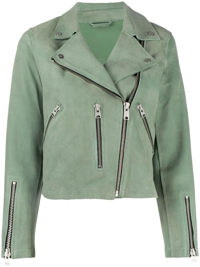 Biker de piel, de All Saints (413 €).