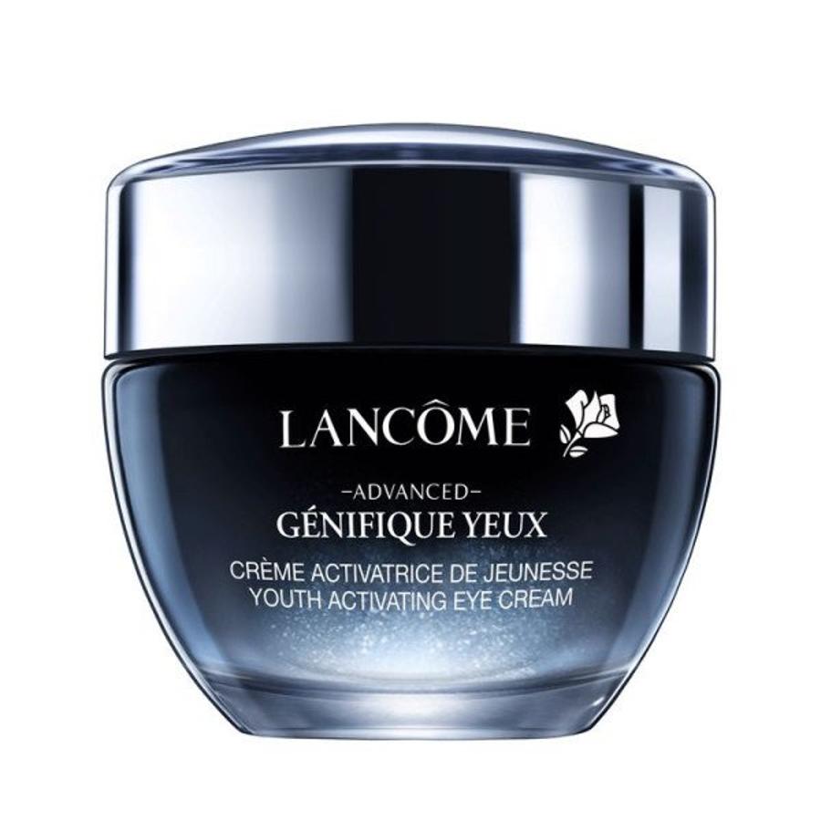 Advanced Génifique Yeux de Lancôme es una crema alisadora del contorno de ojos, alisante que no solo hidrata sino también refuerza la función barrera de la piel y protege la delicada zona del contorno de los ojos de las agresiones externas.