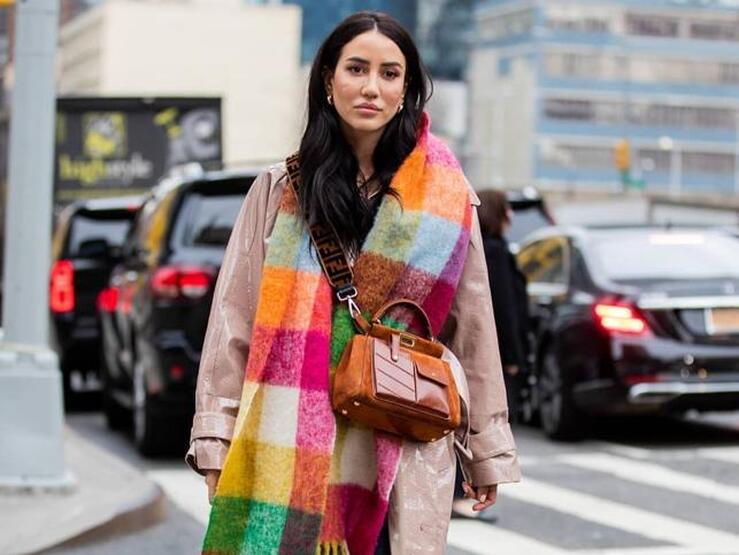 Fotos: Bufandas de cuadros, la tendencia imprescindible en tus accesorios de otoño
