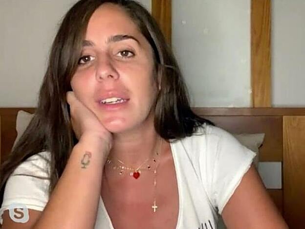 Anabel Pantoja, profundamente afectada por el tema que estaban tocando.