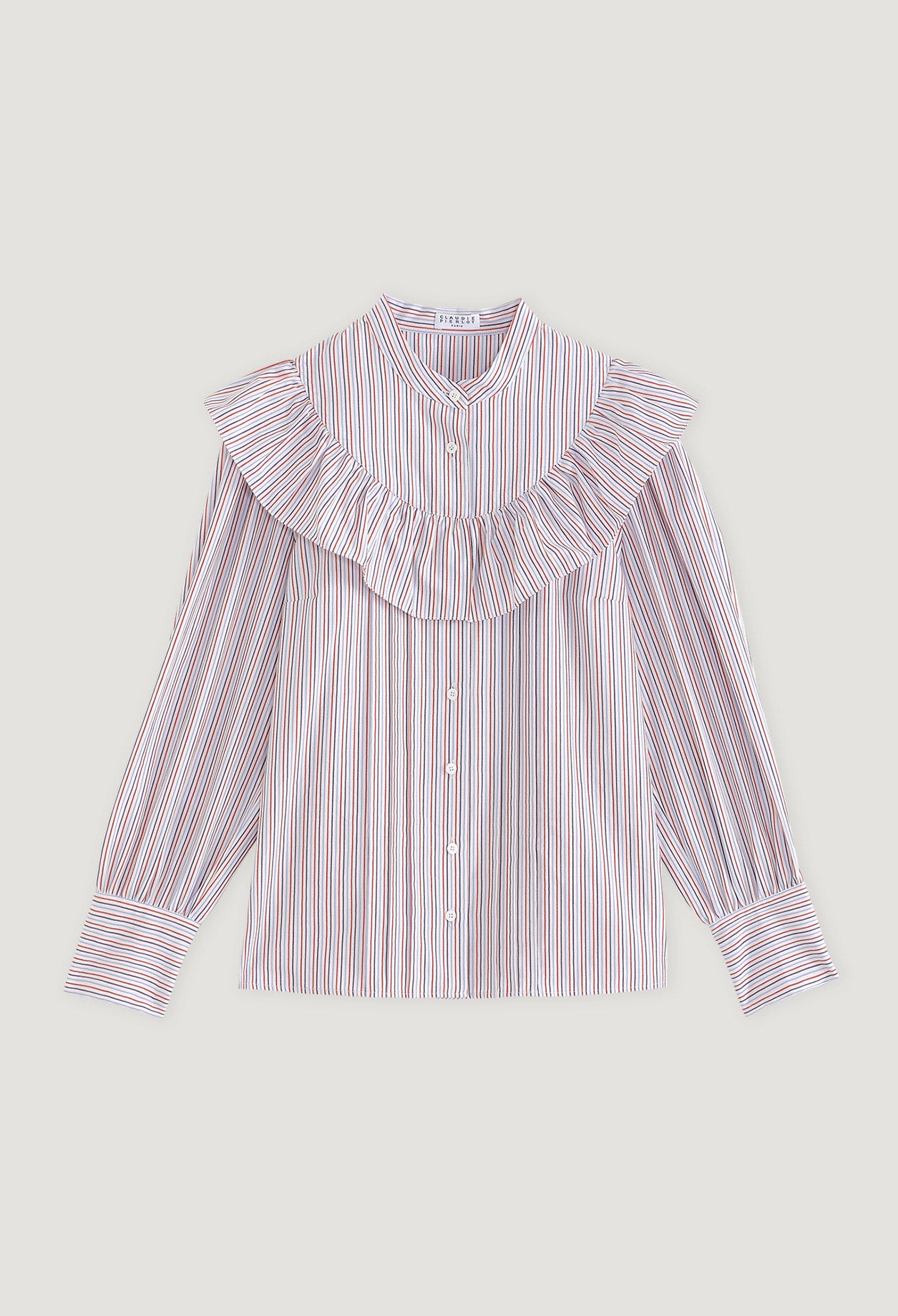 Camisa con volante en el pecho, de Claudie Pierlot (195 €).