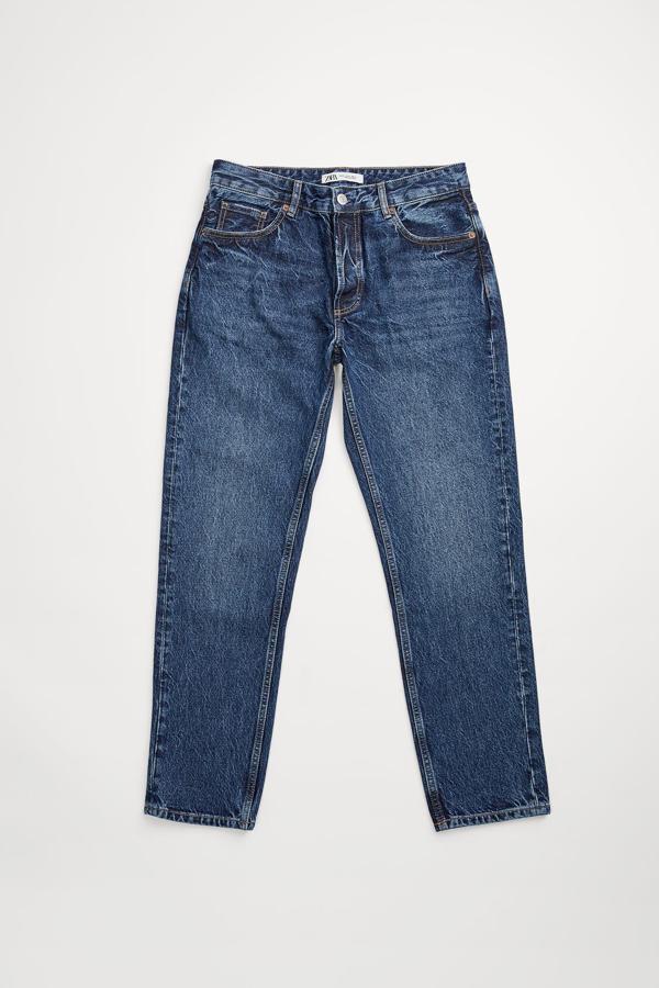 Pantalones vaqueros rectos, de Zara hombre (29,95 €).
