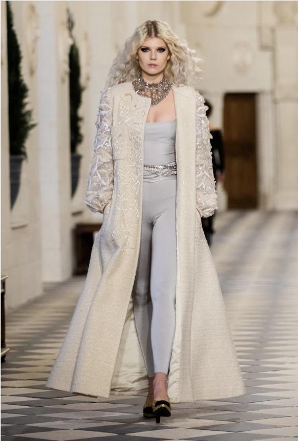 Fotos: El desfile Métiers d&#039;art 2020/21 de Chanel ha sido el homenaje que nos merecemos las mujeres
