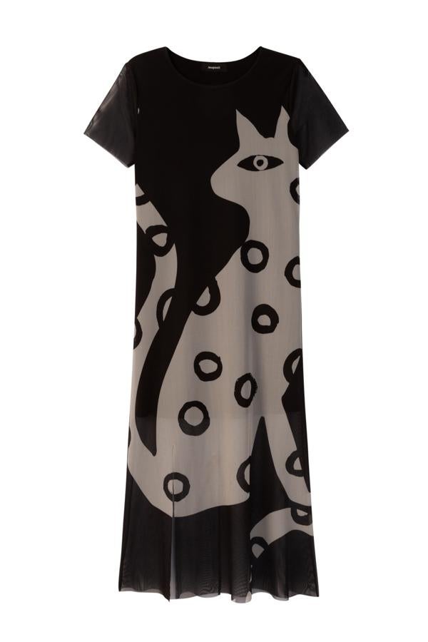 Vestido de manga corta estampado, de la colección Planeta Evasión de Miranda Makaroff para Desigual.