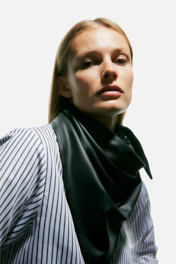 La bandana ha vuelto, pero no de cualquier forma: en Zara llega en versión efecto piel, y cuesta 19.95 euros.