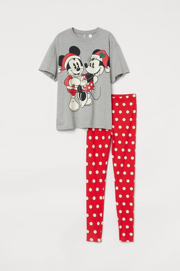Pijama de Mickey, de H&M (19,99 euros).