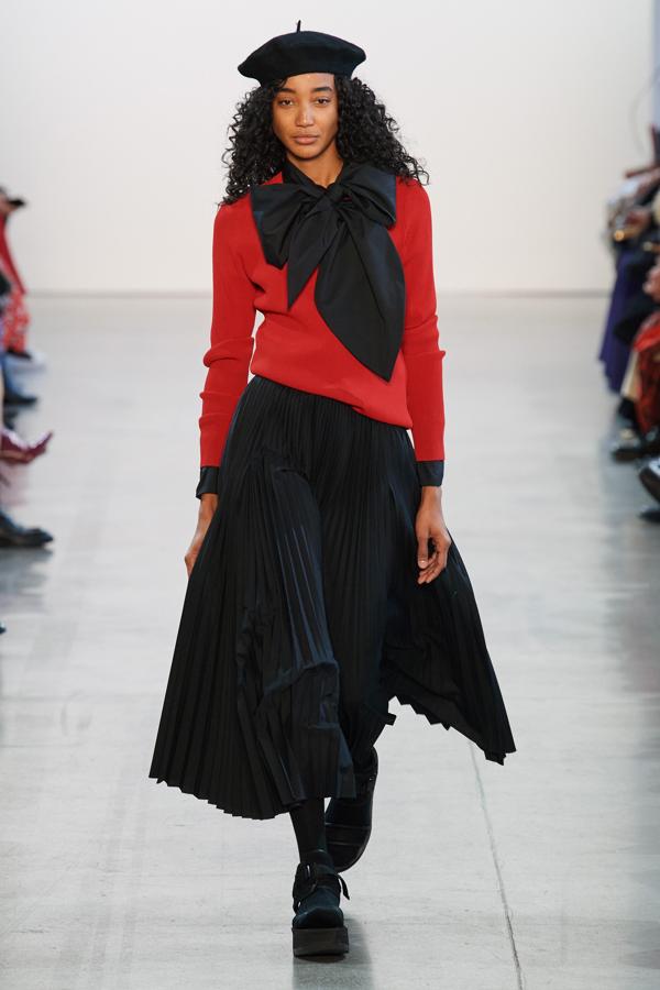 Look de pasarela de Claudia Li