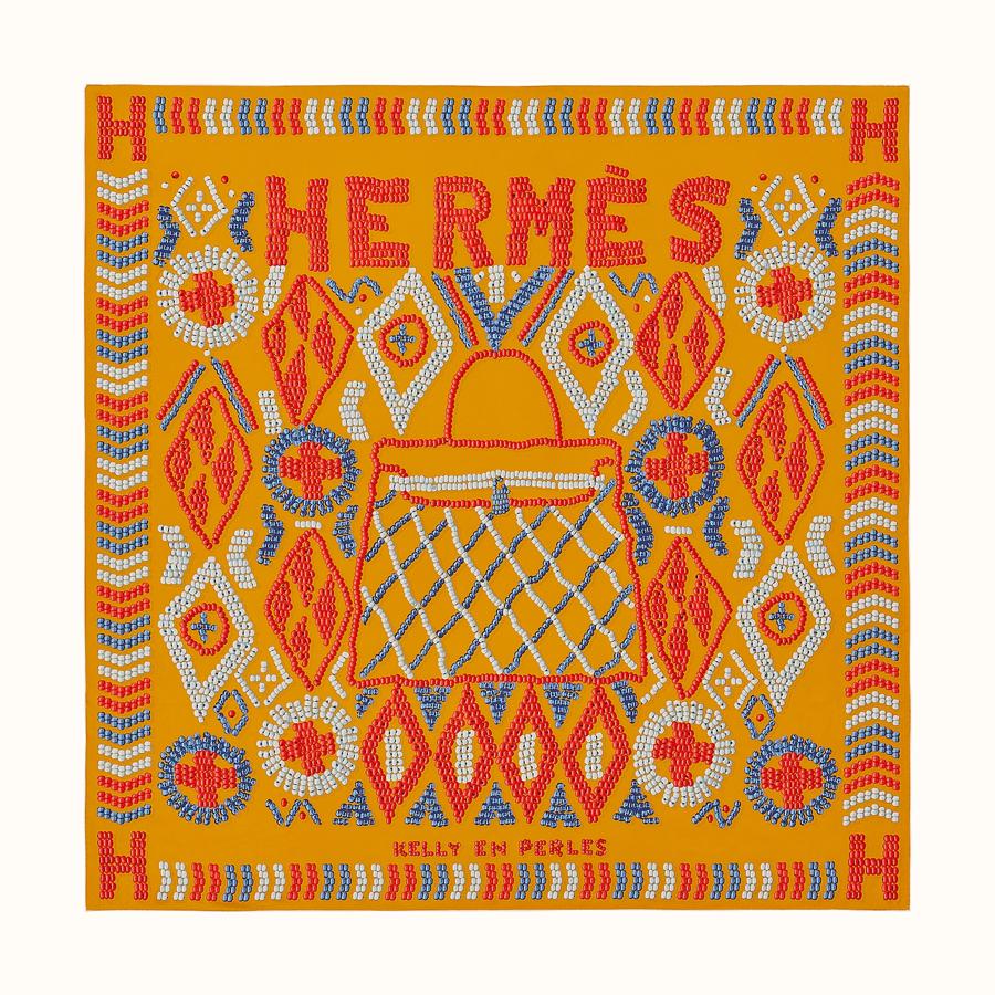 El icónico pañuelo Carré de Hermès, con la edición especial 'Kelly en perles'.