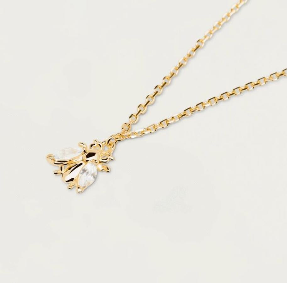 Colgante en forma de mosca, de PdPaola (59 euros).