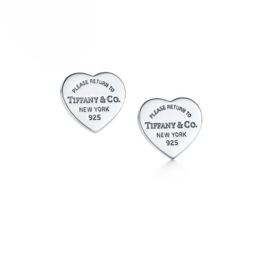 Pendientes de plata en forma de corazón, de Tiffany&Co (200 euros).