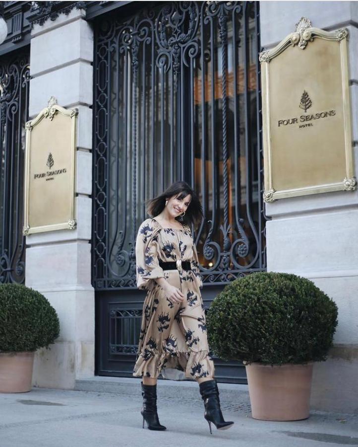 En el final de este 2020, Nagore hizo de  estas botas negras sus favoritas  ya que se las vimos con este vestido y hasta con shorts.