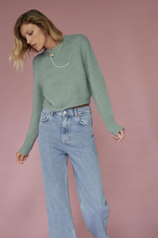 Jersey de punto corto de Zara (25,99 euros) En color aguamarina.