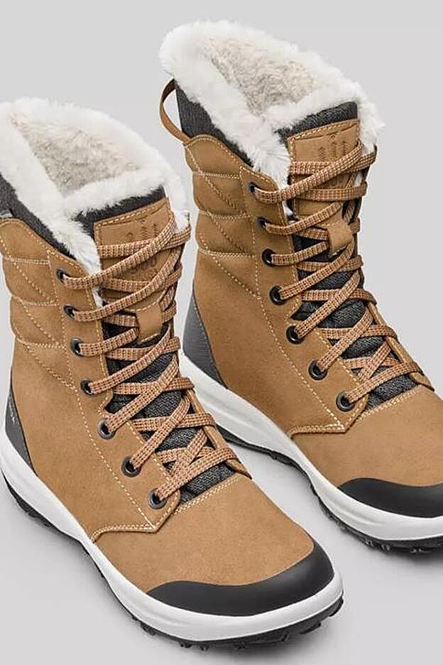 Estas botas impermeables de piel te abrigan hasta -19 °C, son de Quechua y tienen un agarre óptimo en la nieve. Cuestan 79.99 euros en Decathlon.