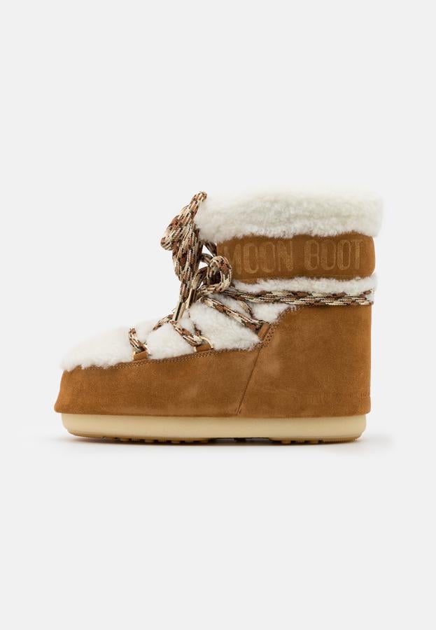 Botas de nieve de ante con empeine de borrego, de Moon Boot (379 €).
