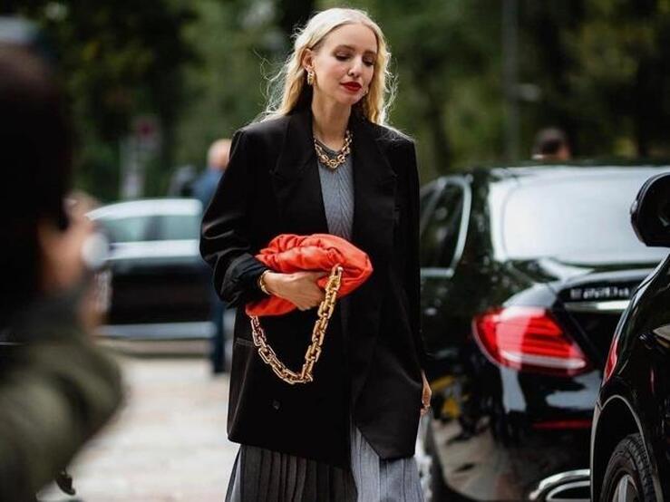 Fotos: Las faldas midi plisadas que acaban de llegar a las tiendas y vas a querer meter ya en tu armario