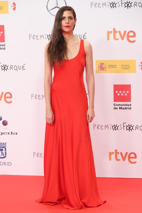 La actriz Bárbara Santacruz con un vestido de Pedro del Hierro.