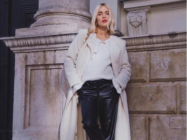 Fotos: 11 pantalones negros que podemos comprar en las rebajas y ponernos con cualquier cosa