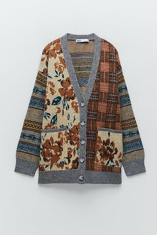 CHAQUETA LARGA JACQUARD DE ZARA. REFERENCIA: 3597/007