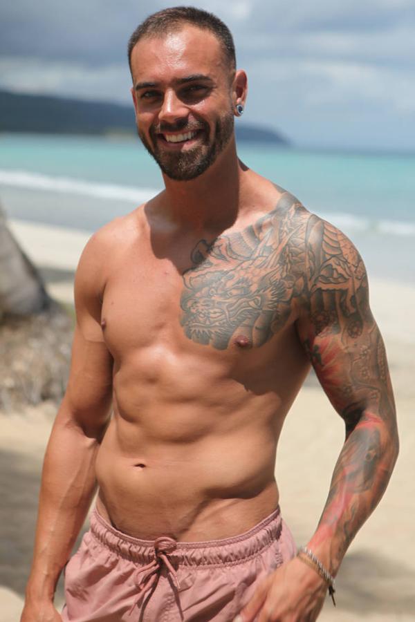 David tiene 29 años y es de Pontevedra. El gallego es fotógrafo. “Las miradas no mienten y los ojos de las chicas siempre tienen cosas que decirme”.