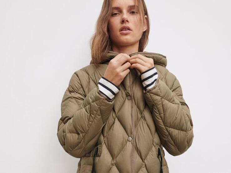 Fotos: 25 abrigos acolchados de nueva temporada para sobrevivir a lo que queda de invierno