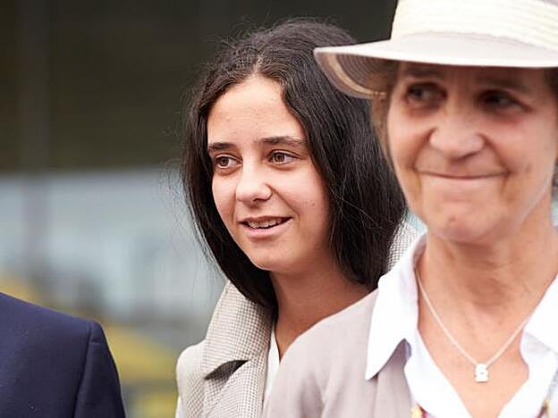 Victoria Federica con sus amigos íntimos, entre los que se encuentran Gonzalo Caballero, con el que mantuvo un breve noviazgo.