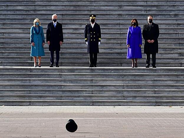 Jill Biden y Kamala Harris