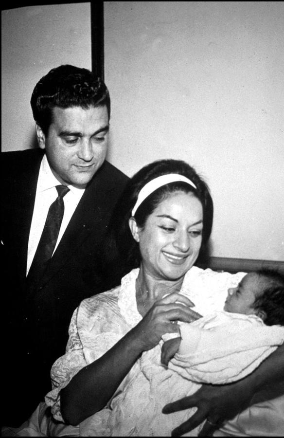 "A lo mejor pido que en la caja me la metan. La bata de cola", aclaró.