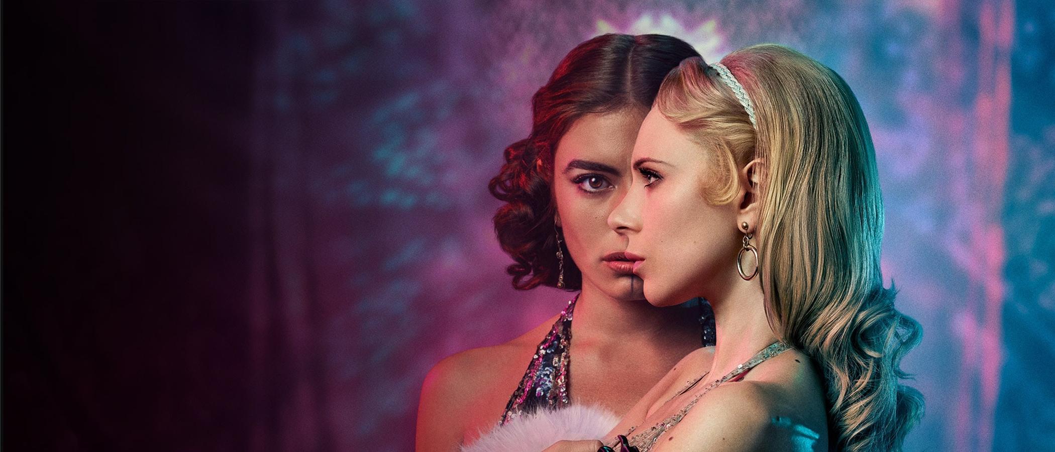 Little Birds. Temporada 1. Starzplay. 14 de febrero.Esta adaptación de los relatos cortos eróticos de Anaïs Nin hará las delicias de los amantes de las series de época a través de la historia de Lucy Savage, una joven que llega a Tánger y se dará de bruces con un choque cultural que le impactará en más de un sentido.