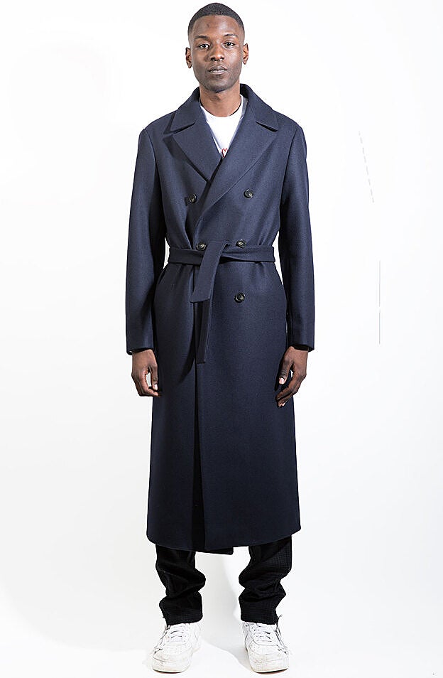 Abrigo unisex de la marca Maison Honoré París. Precio 250 euros.