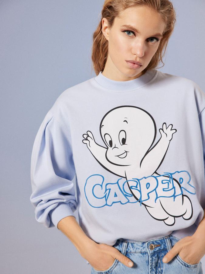 Sudadera azul de Casper (15,99 euros).