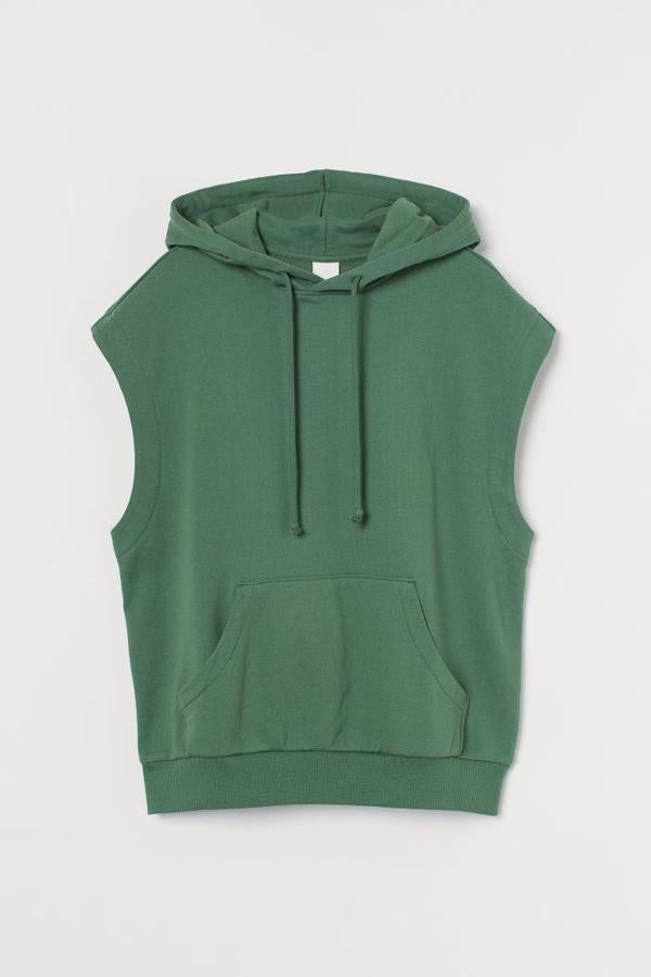 Sudadera de algodón sin mangas con capucha, de H&M (14,99 €).