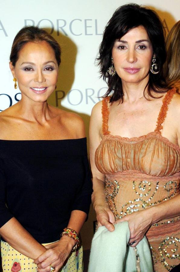 Isabel Preysler encontró en Carmen Martínez Bordiú una gran amiga. Era habitual verlas juntas en fiestas y presentaciones. La amistad ha perdurado a pesar de las circunstancias y los años. Ambas siguen manteniendo el contacto aunque hace tiempo que no se las ve juntas.