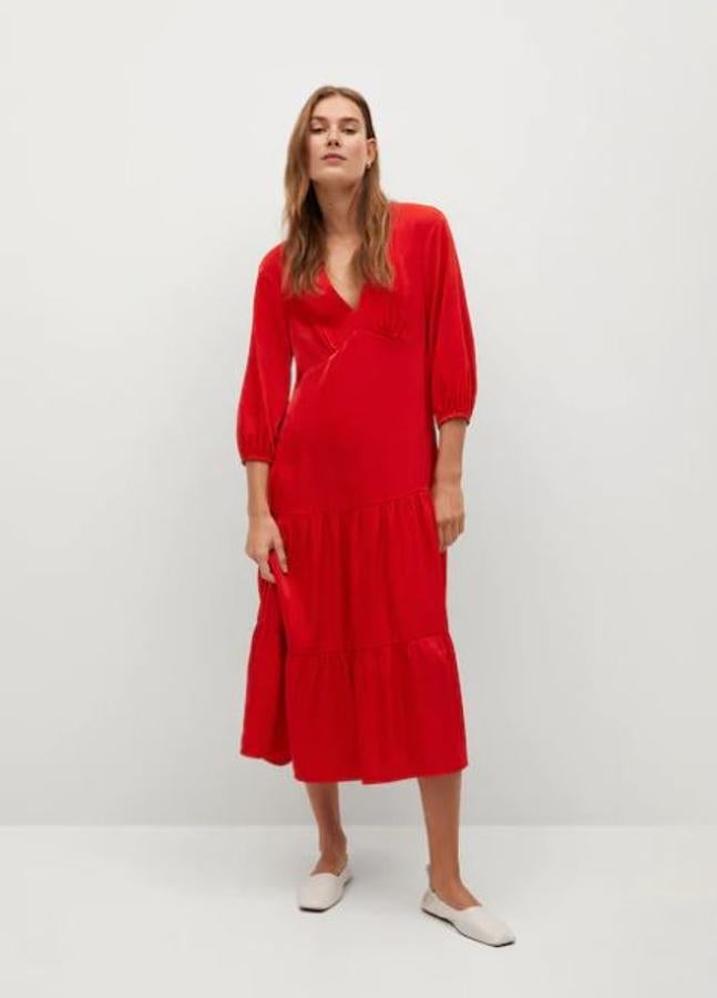 Midi y de corte fluido, de Mango (39,99 euros).