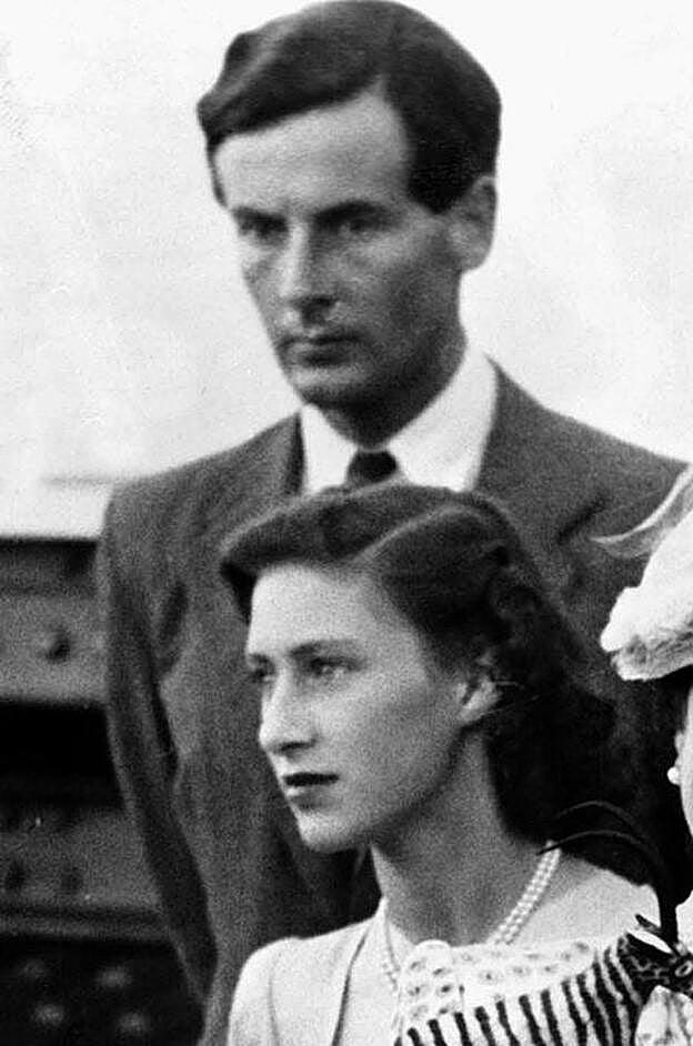 Años más tarde la princesa confesaría que se enamoró de Peter Townsend en un viaje a Sudáfrica.