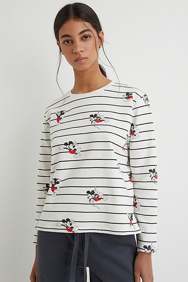 Maravillosa sudadera de rayas bretonas de Sfera, dedicada a Mickey Mouse.