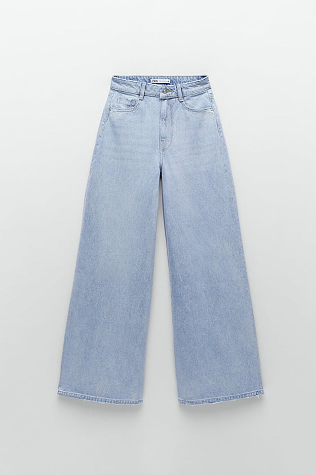 Vaqueros de silueta palazzo de la nueva colección de Zara.