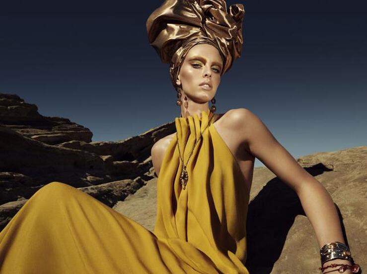 Fotos: Todas las fotos de la espectacular campaña de la nueva colección primavera-verano 2021 de Zara, con vestidos maravillosos ante el objetivo de Steven Meisel