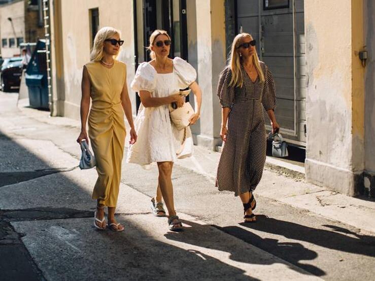 Fotos: Así son los zapatos con tachuelas súper cómodos y low cost que prometen arrasar esta primavera si los combinas con tus vaqueros favoritos