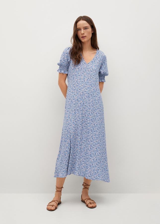 Vestido con estampado de flores y largo midi de la nueva colección de primavera de Mango (29,99 euros)
