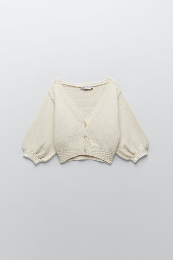 Chaqueta de manga abullonada de la nueva colección de Zara (19,99 euros)